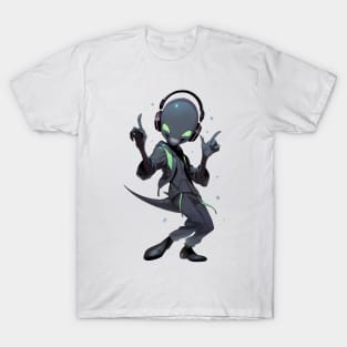 An alien is listening to music in headphones T-Shirt